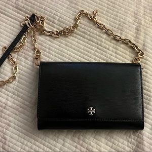 Tory Burch Wallet on Chain (WOC)